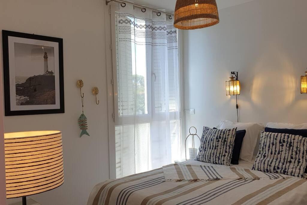 "Voyage En Mer" Splendide T3 Lumineux, Wi Fi Et Parking Gratuit Toulon Luaran gambar