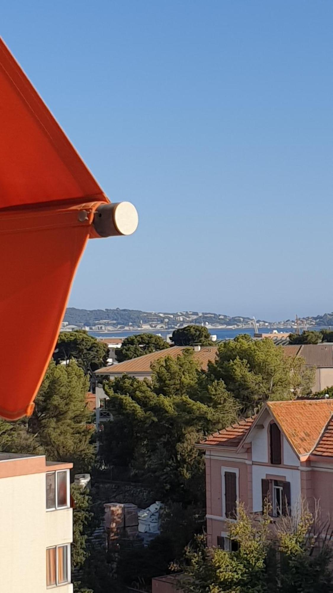 "Voyage En Mer" Splendide T3 Lumineux, Wi Fi Et Parking Gratuit Toulon Luaran gambar